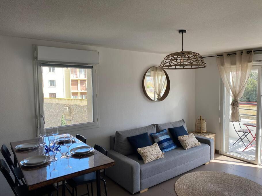 Appartement Cosy T3 Gare Terrasse + Parking à Sète Extérieur photo