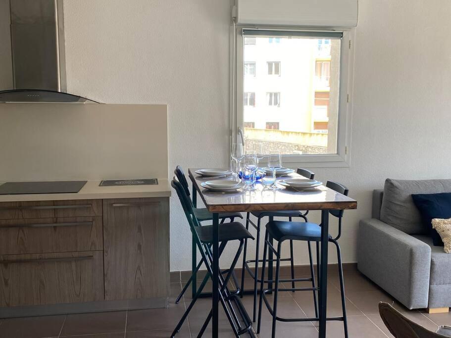 Appartement Cosy T3 Gare Terrasse + Parking à Sète Extérieur photo